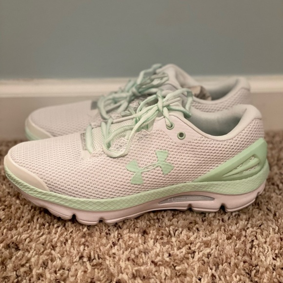 COPY - Under Armour DeluxeFoam White and Mint Women’s Sneakers - Picture 7 of 7